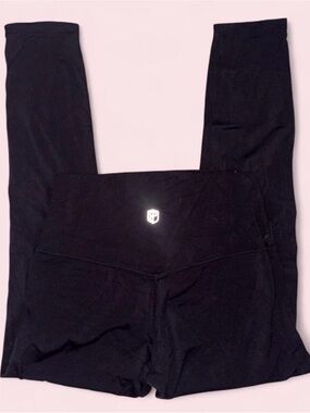 Born Primitive Black High-Waist Performance Leggings with Reflective Logo